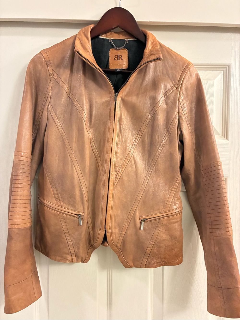 Banana Republic Tan/Brown Women Leather Zip-Front Jacket. Size Small/Medium. - Picture 2 of 16
